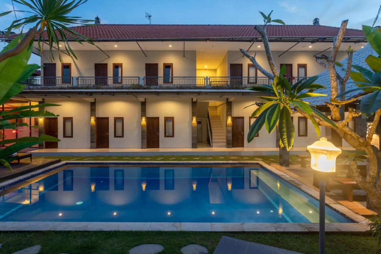Cempaka Mas Guest House Canggu Exterior photo